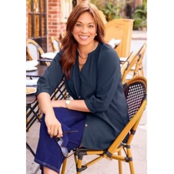 Catherines Tops - Catherines Y-Neck Blouse Women 4X Navy Blue 3/4 Sleeve Light Airy Button Up